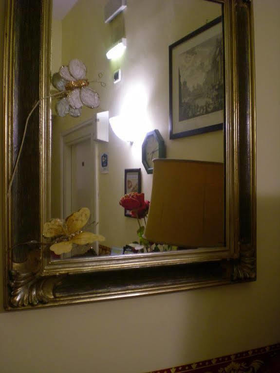 Les Artes Hotell Rom Exteriör bild